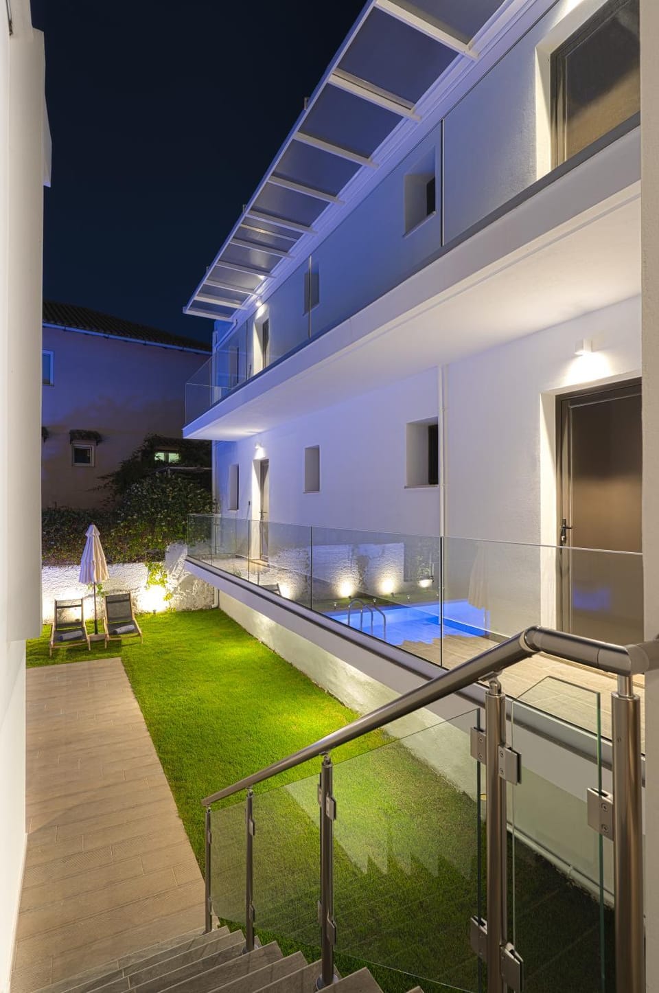 Property building, Garden, Garden view, Garden view
