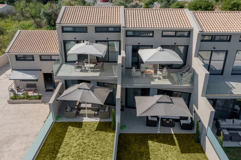 Property building, Bird's eye view