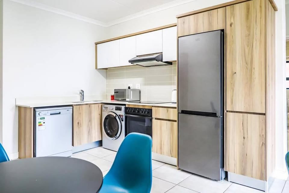 Kitchen or kitchenette, minibar, pet friendly, stove, toaster, washing machine