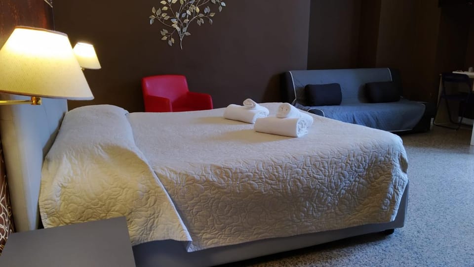 Bed, Decorative detail, Bedroom
