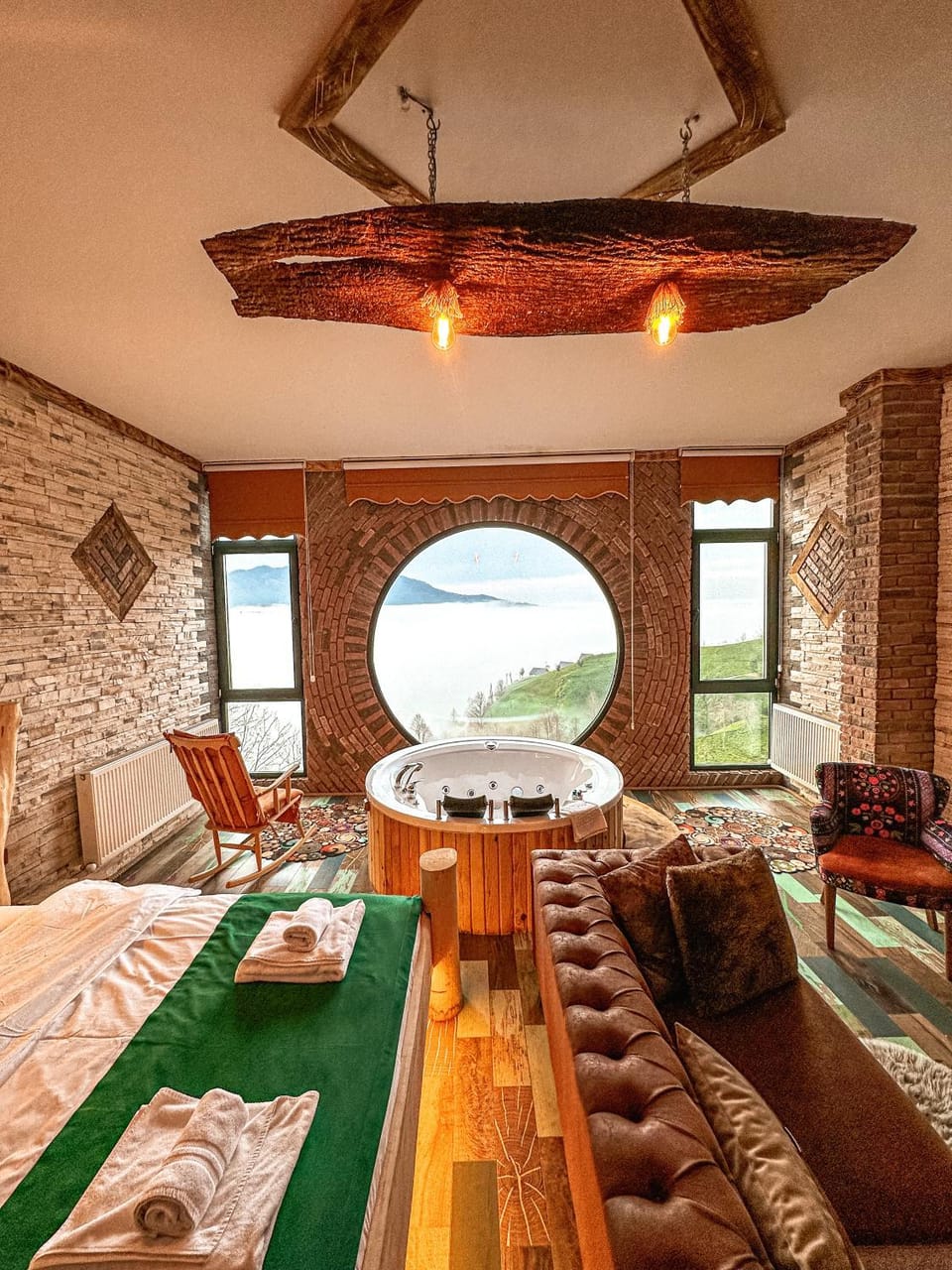 Bed, Living room, Photo of the whole room, Seating area, Bedroom, fireplace