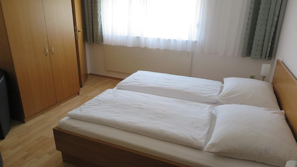 Gästehaus Andreas Kroiss Bed and Breakfast in Hungary
