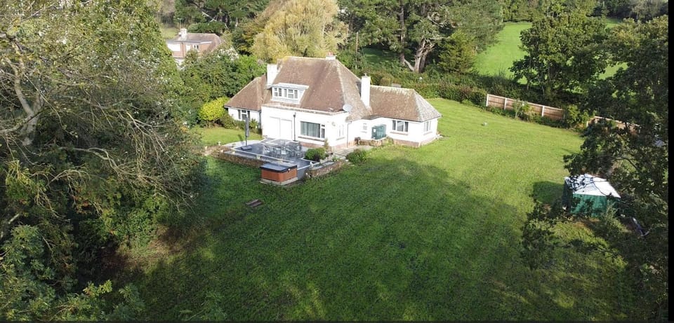 Property building, Bird's eye view, Garden view