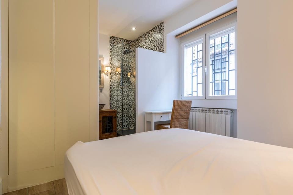 HOMEABOUT DIEGO DE LEÓN Apartment I Apartment in Madrid