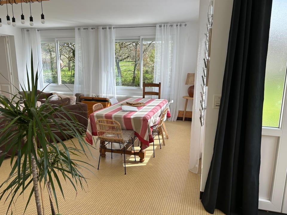 Gîte La Maison de JuJu House in Occitanie