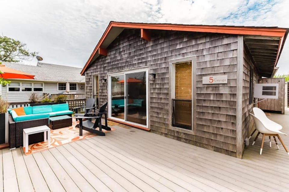 Cayuga Street Sunshine Retreat House in Fire Island