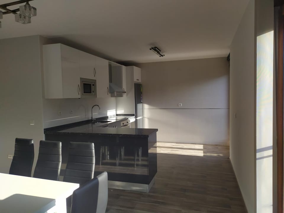 Kitchen or kitchenette, Living room