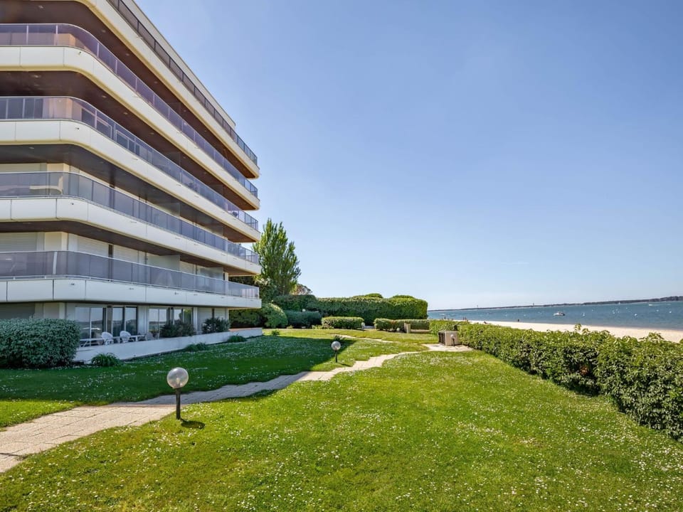 Studio Aquitania-4 by Interhome Apartment in Arcachon