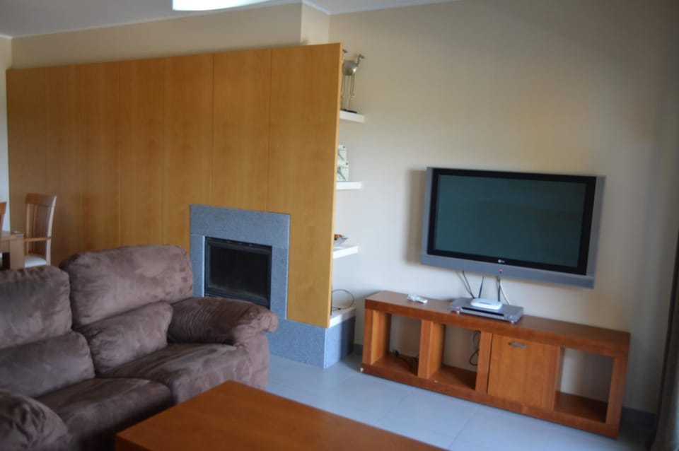 Apartamento frente ao mar com piscina de água salgada Apartment in Quarteira