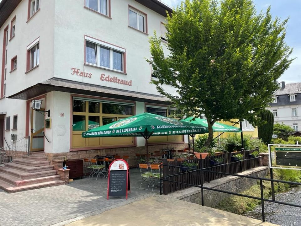 Landgasthof Zum Heidekrug Hotel in Hesse