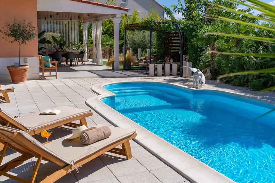 Villa ANITA with private pool, gym, 6 bedrooms, sea view Villa in Šibenik-Knin County, Croatia