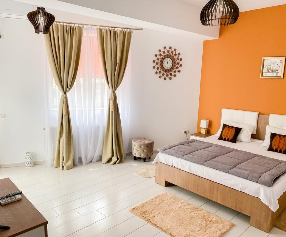 Studio 01 By the Sea LOFT Mamaia Nord Apartment in Constanta
