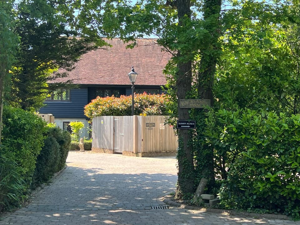 Amber Lodge Hickstead-B House in Mid Sussex District