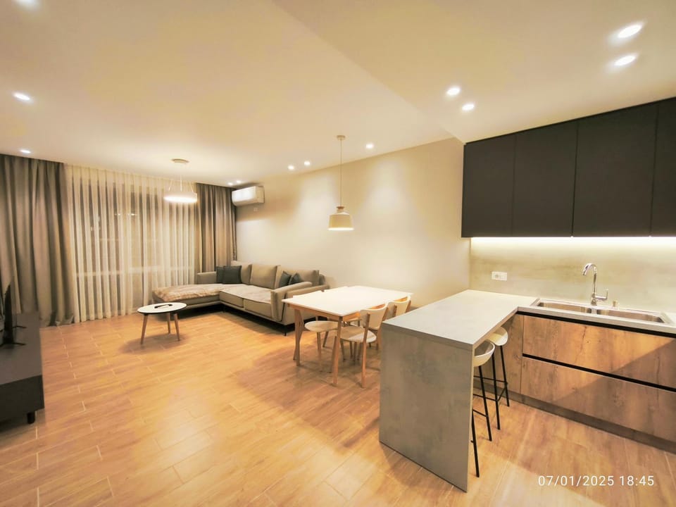 Tirana City Center 3 Apartment in Tirana