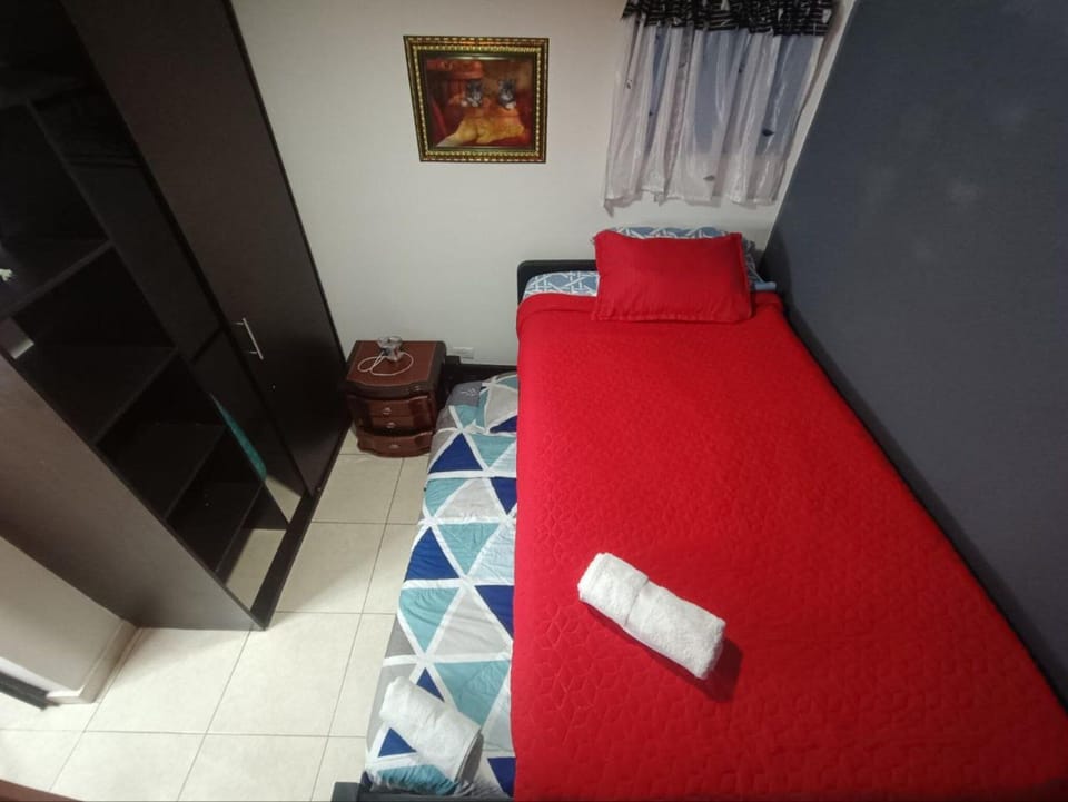 Bed, Bedroom, bunk bed