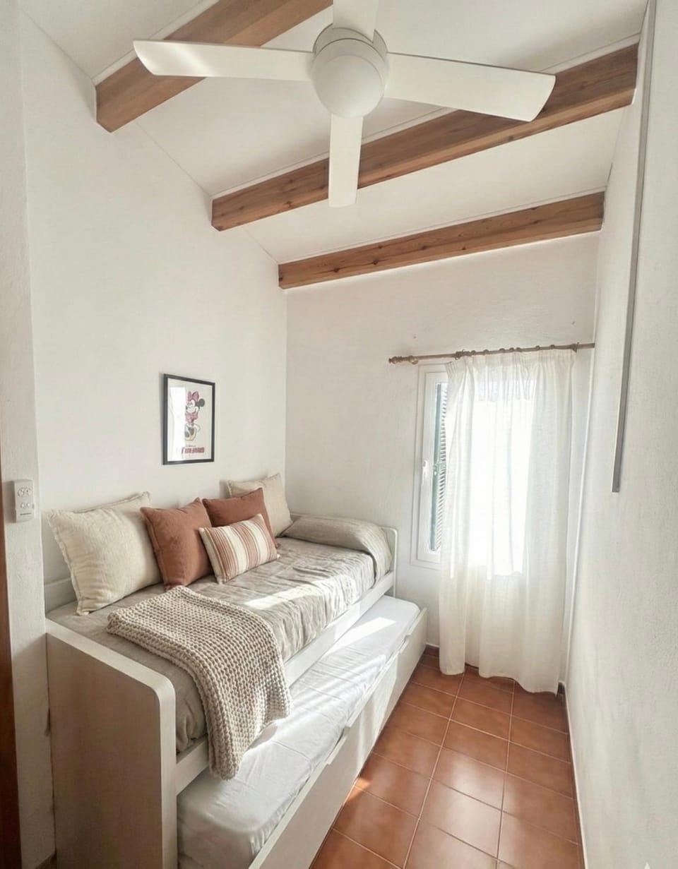 Living room, Bedroom