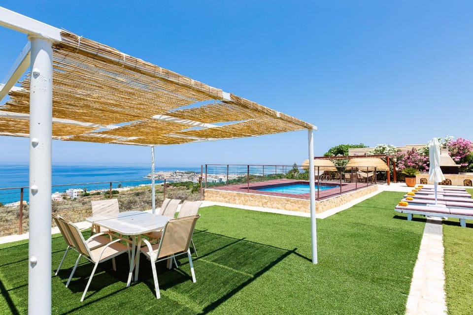 Patio, Garden, Balcony/Terrace, Dining area, Pool view, Sea view, Swimming pool