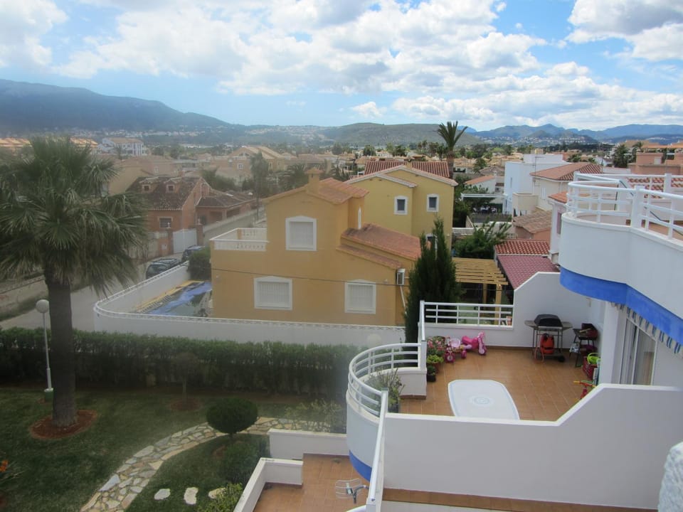 Property building, Balcony/Terrace