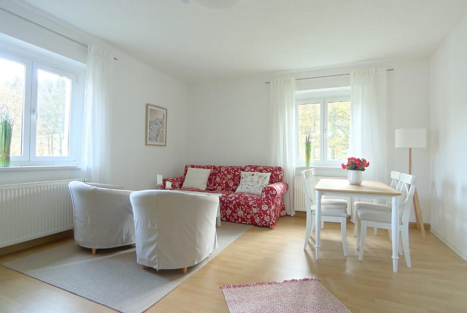 Living room, Photo of the whole room, Dining area