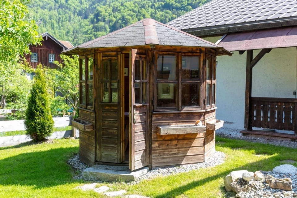Property building, Spring, Day, Natural landscape, Garden, Garden view, Mountain view