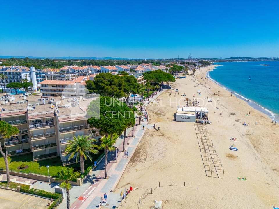 Property building, Beach
