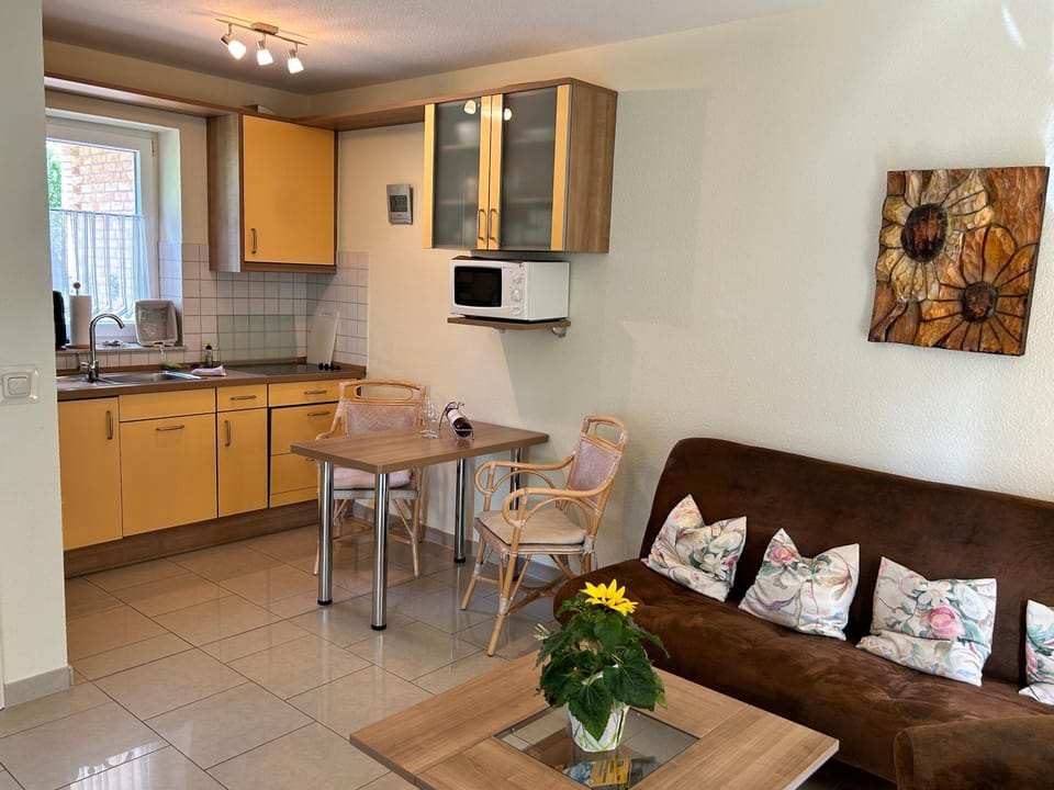 Modernes 5-Sterne-Ferienhaus im Maisonettenstil in DAMP House in Damp