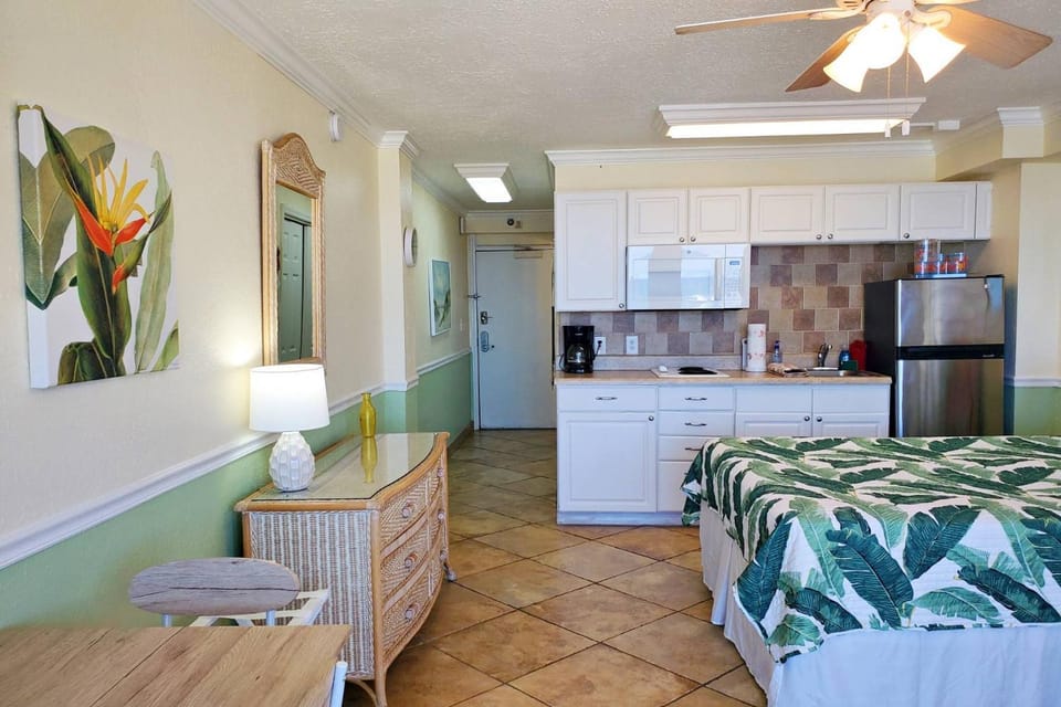 Harbour Beach Resort Unit #818 House in Florida