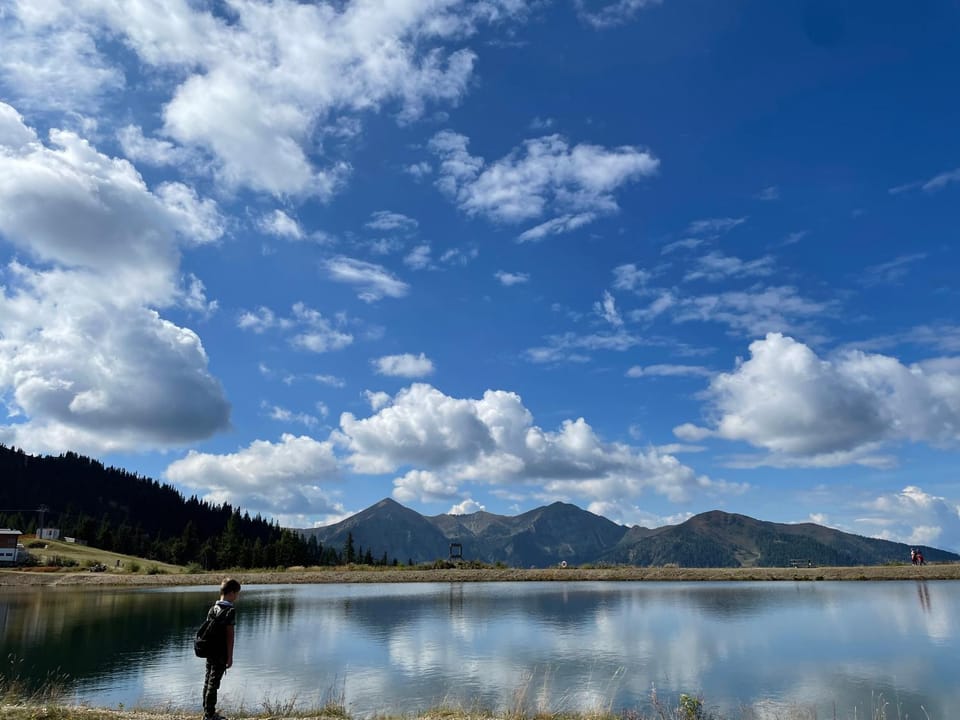 Nearby landmark, Natural landscape