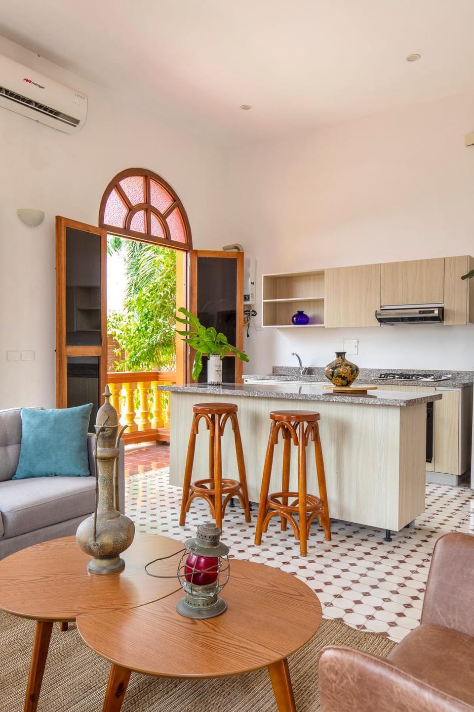 Kitchen or kitchenette, Living room, Dining area