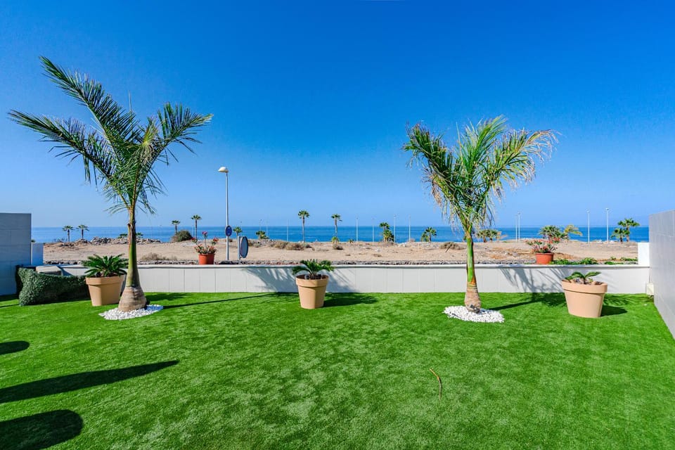 Day, Natural landscape, Garden, Beach, Garden view, Sea view
