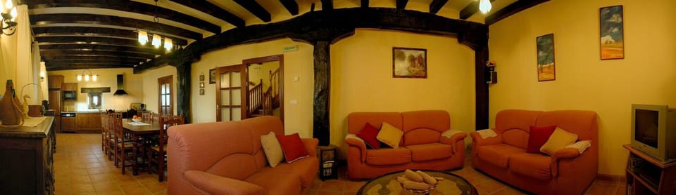 Lounge or bar, Seating area