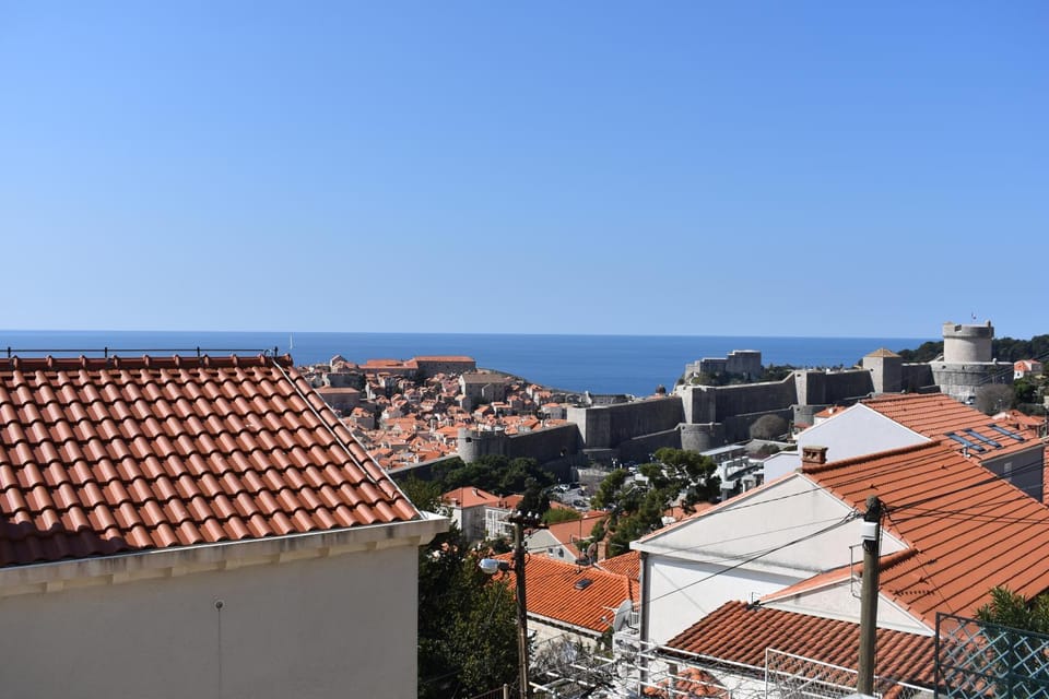 Neighbourhood, City view
