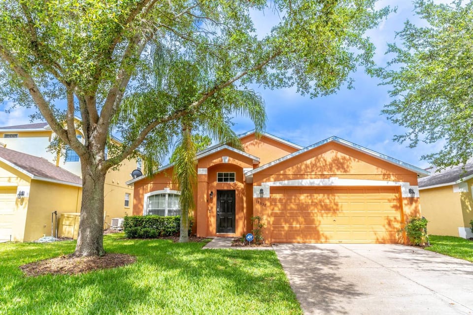 17637 Silver Creek House in Four Corners
