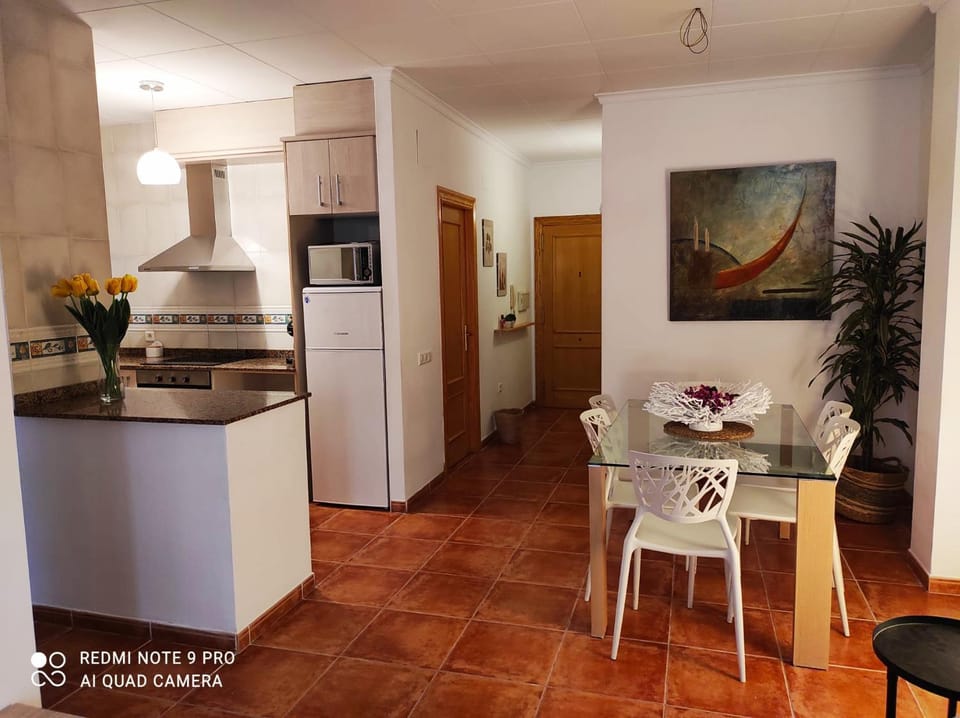 Dining area, Communal kitchen