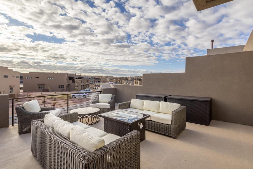 Laid Back House in St George