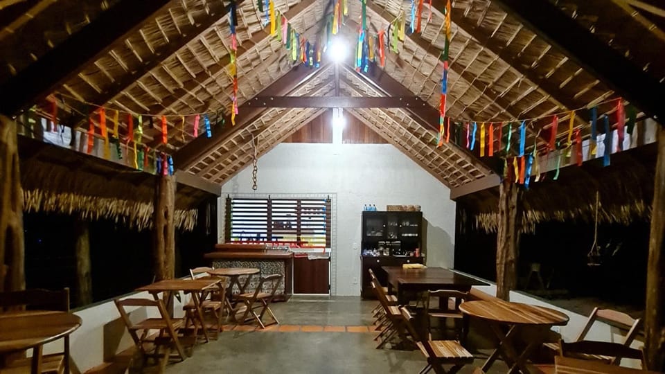 Seating area, Dining area, Breakfast