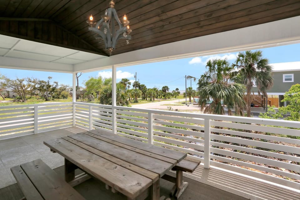 Anchored Inn by Pristine Properties Vacation Rentals House in Florida