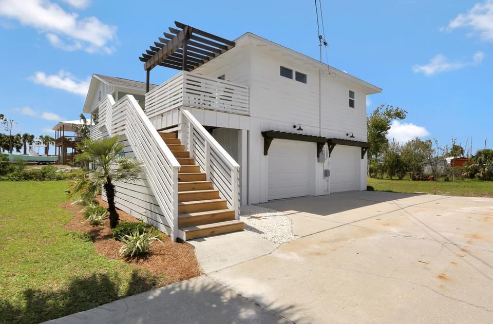Anchored Inn 3 by Pristine Properties Vacation Rentals House in Florida