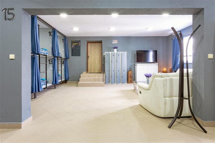 Property building, TV and multimedia, Living room, Seating area