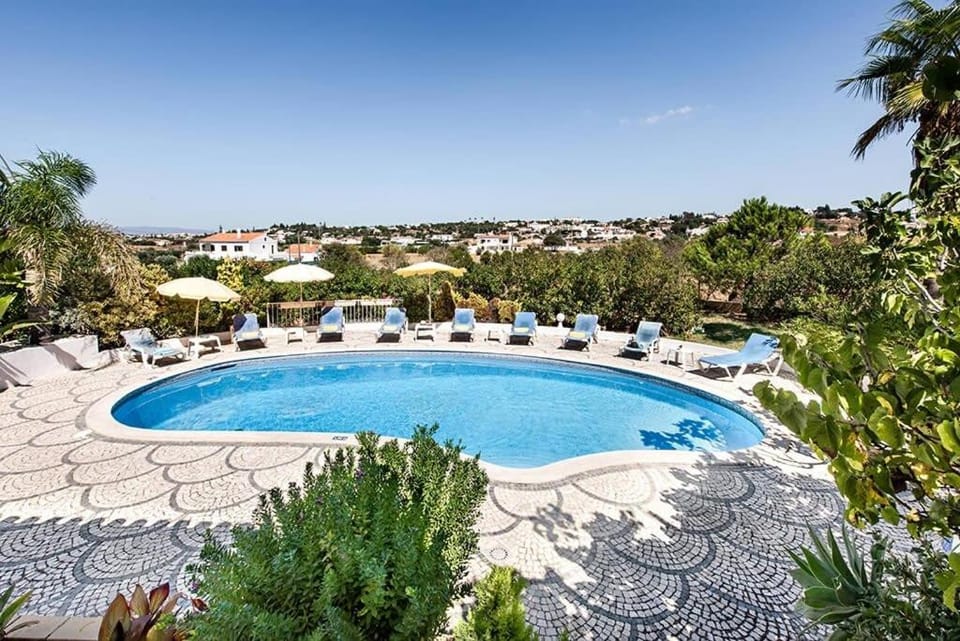 Property building, Day, Natural landscape, Garden, Garden view, Pool view, sunbed