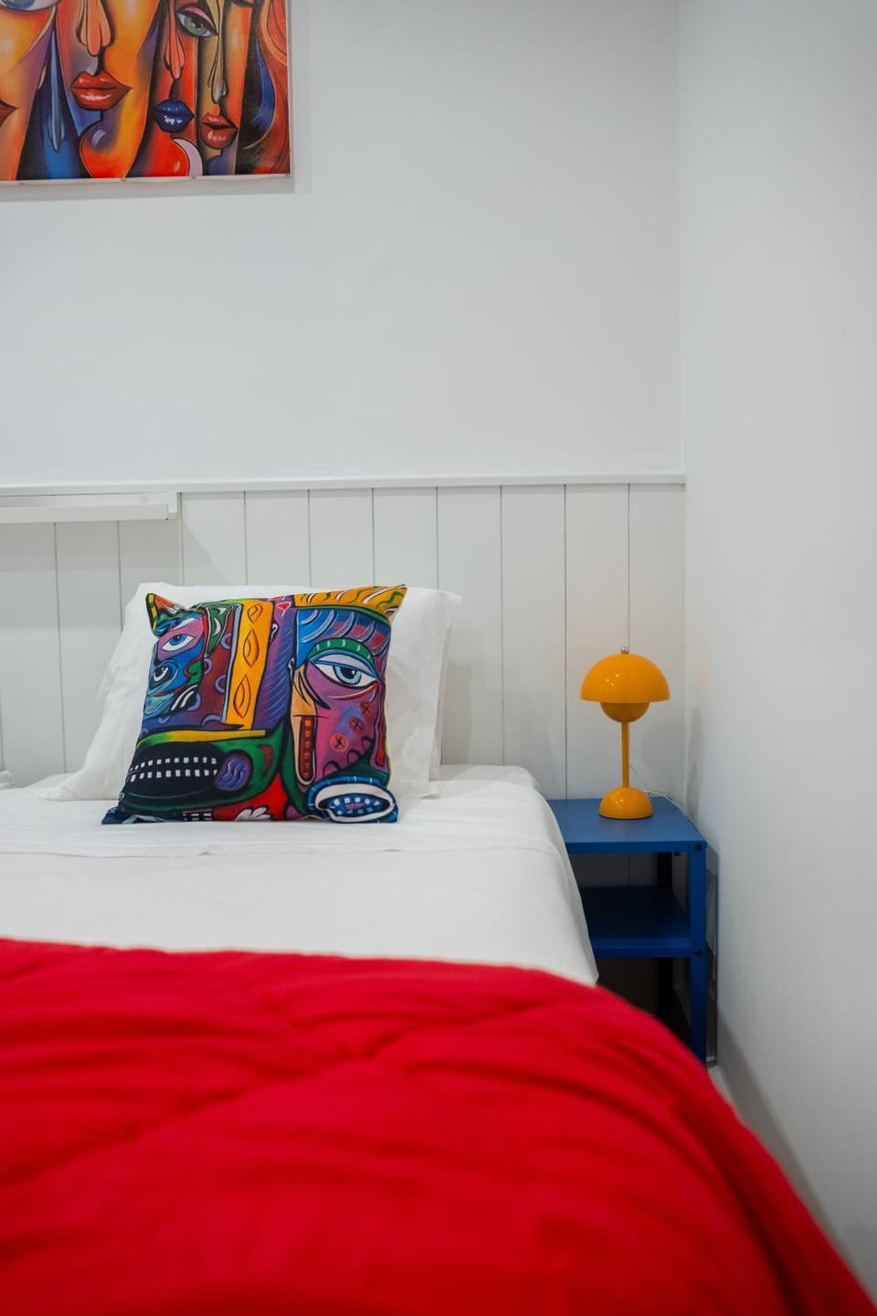 Bed, Photo of the whole room, Bedroom