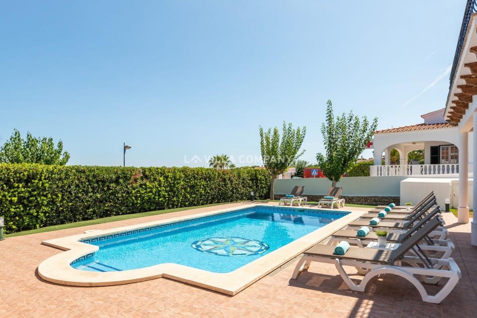 Garden, Swimming pool