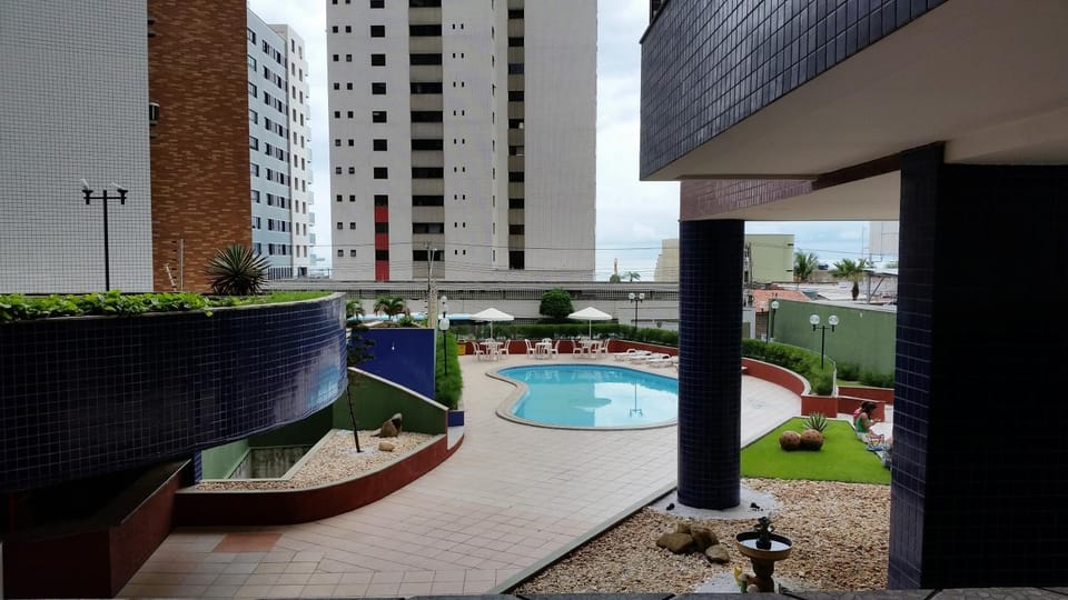 Shower, People, TV and multimedia, Kitchen or kitchenette, Bedroom, Area and facilities