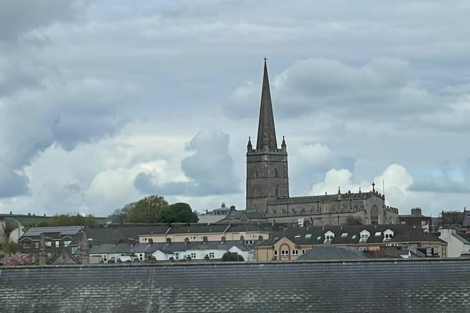 Login house B Apartment in Londonderry