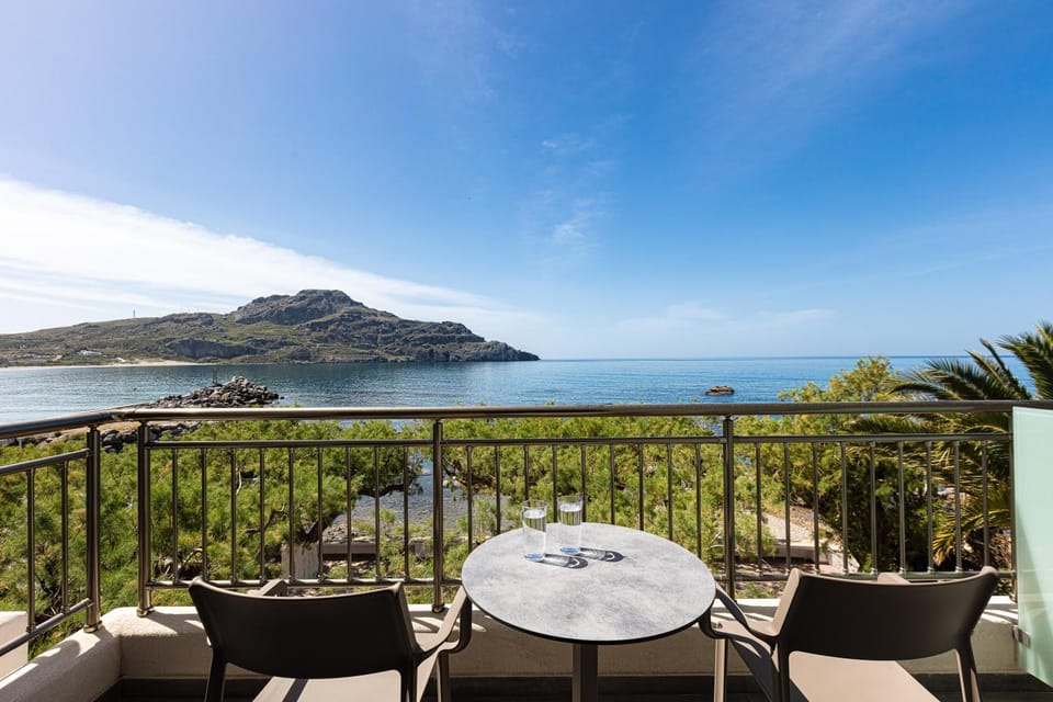 View (from property/room), Balcony/Terrace, Sea view