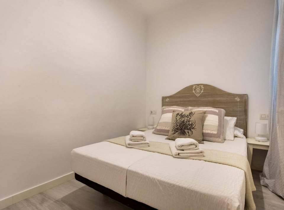 Pere Serafi 2 bedroom apartment Apartment in Barcelona