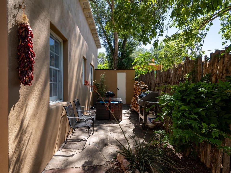 Property building, Patio, BBQ facilities, Garden, Seating area