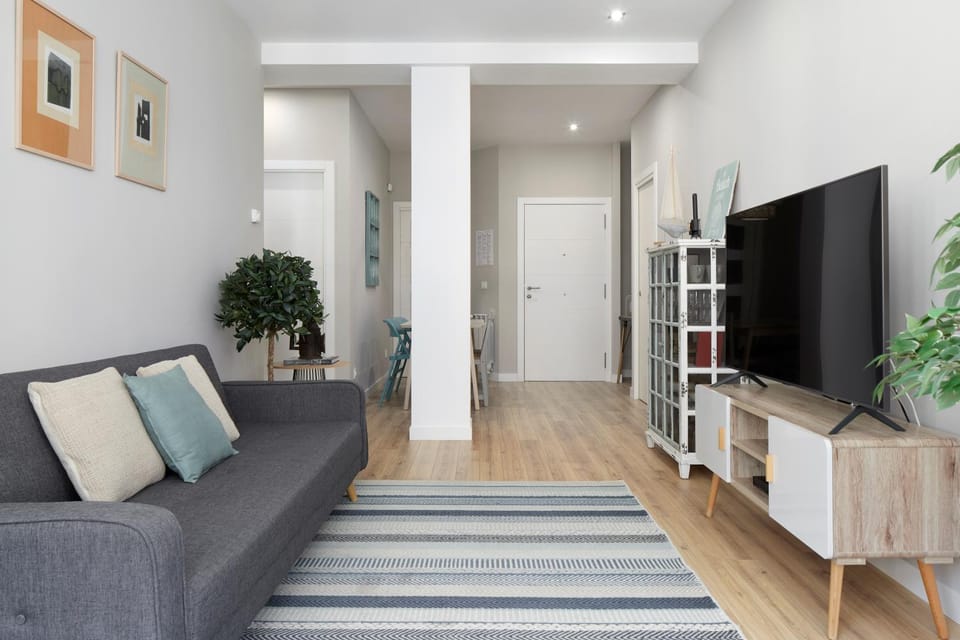 CONCHA SUITE Brand NEW & Style Apartment in San Sebastian