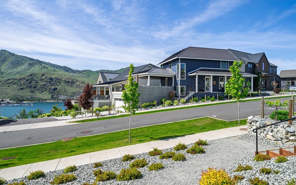 Lake Escape #99 House in Chelan (In Town)