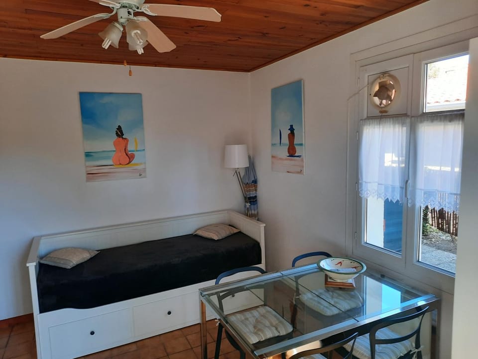 Charmant T2 avec jardin privé, proche centre et plages de Capbreton - FR-1-239-632 Apartment in Capbreton